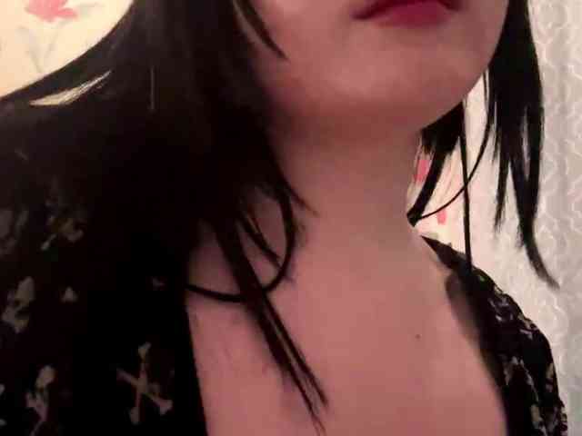 AnnmarieGuastella webcam