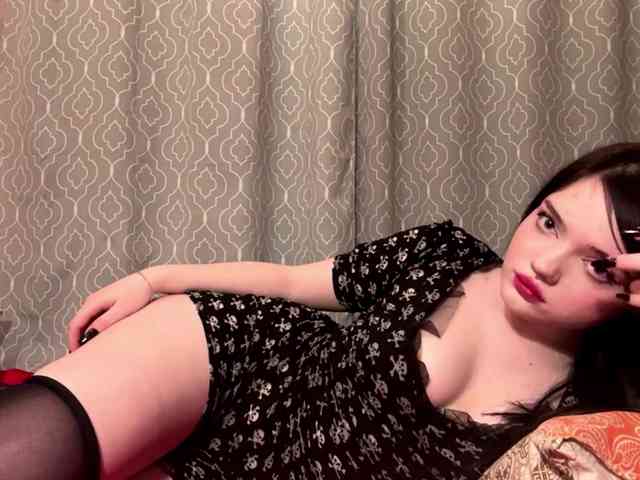 AnnmarieGuastella webcam