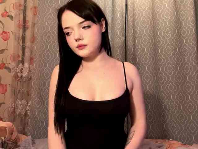 AnnmarieGuastella webcam