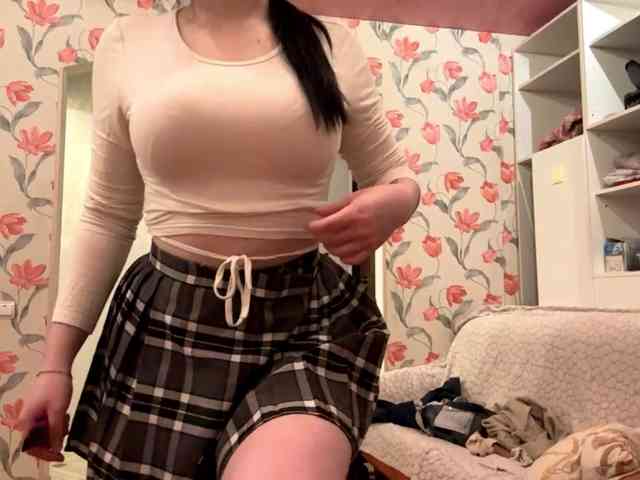 AnnmarieGuastella webcam