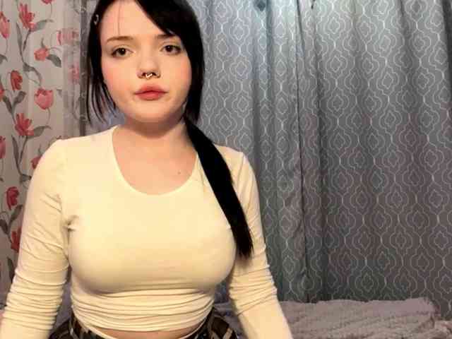 AnnmarieGuastella webcam