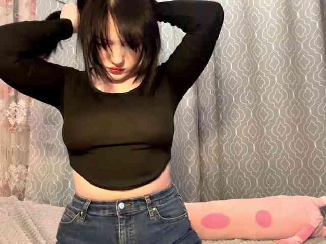 AnnmarieGuastella webcam