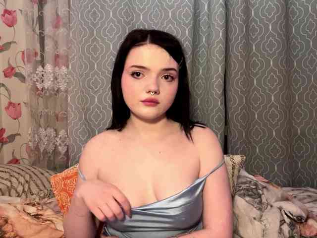 AnnmarieGuastella webcam