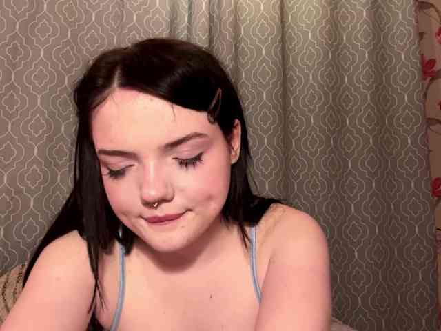 AnnmarieGuastella webcam