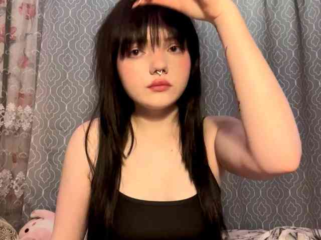 AnnmarieGuastella webcam