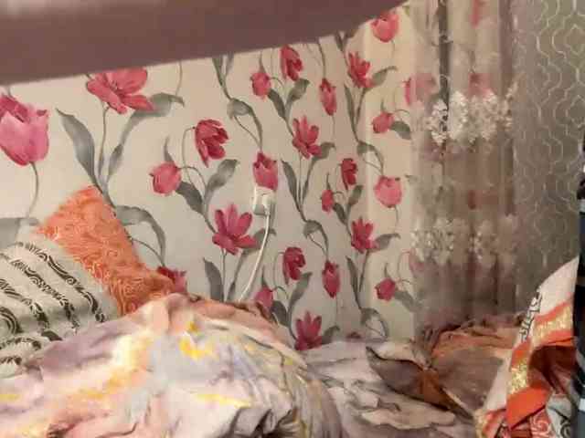 AnnmarieGuastella webcam