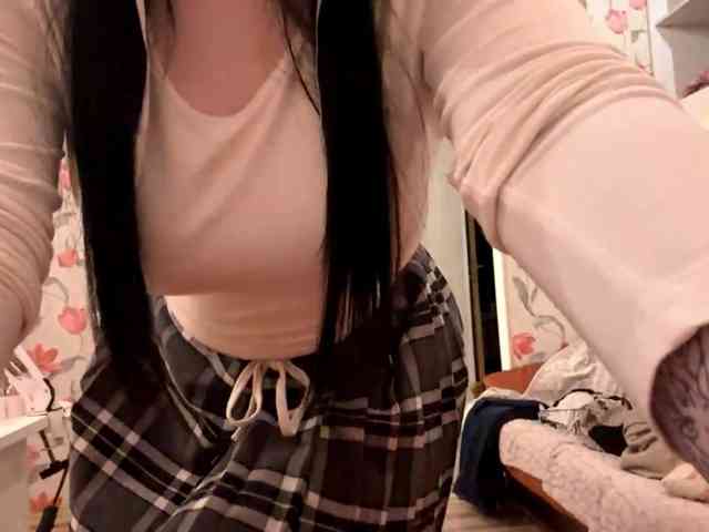 AnnmarieGuastella webcam