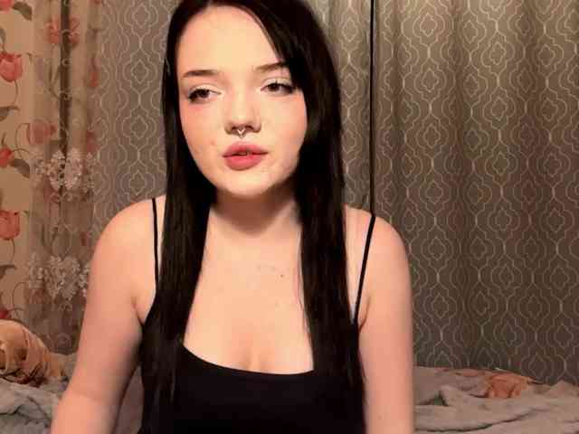 AnnmarieGuastella webcam