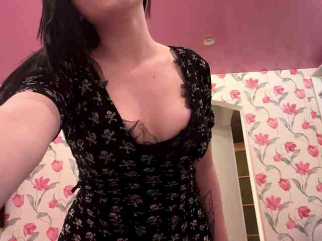 AnnmarieGuastella webcam