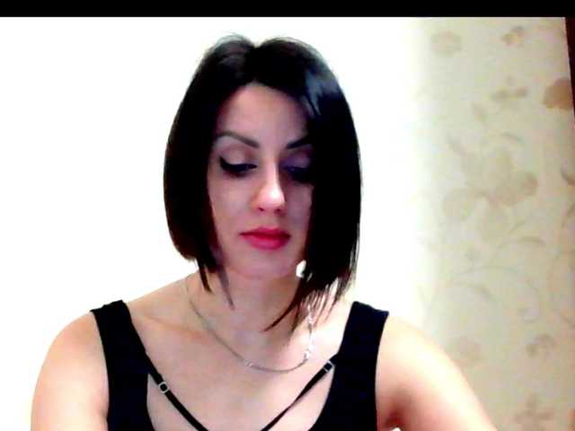 Alonka Live Cam on BongaCams