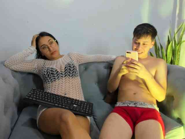 santi-and-camila webcam