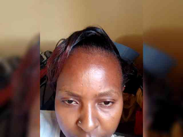 Shee4 Live Webcam on BongaCams