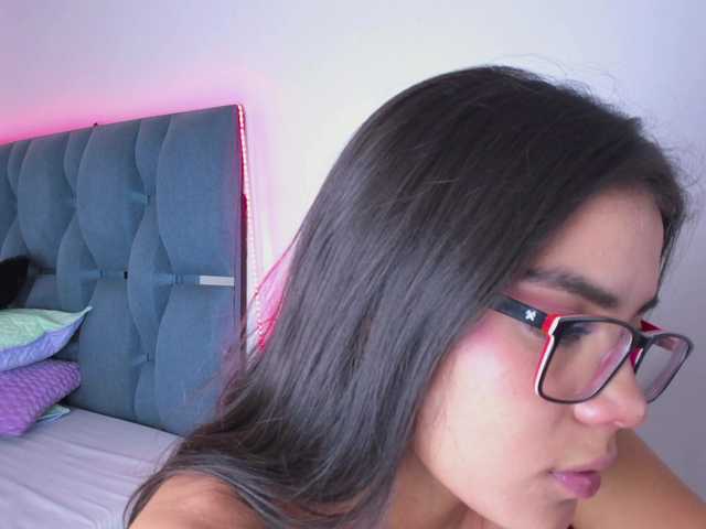 crazybaby-squirt's BongaCams show and profile