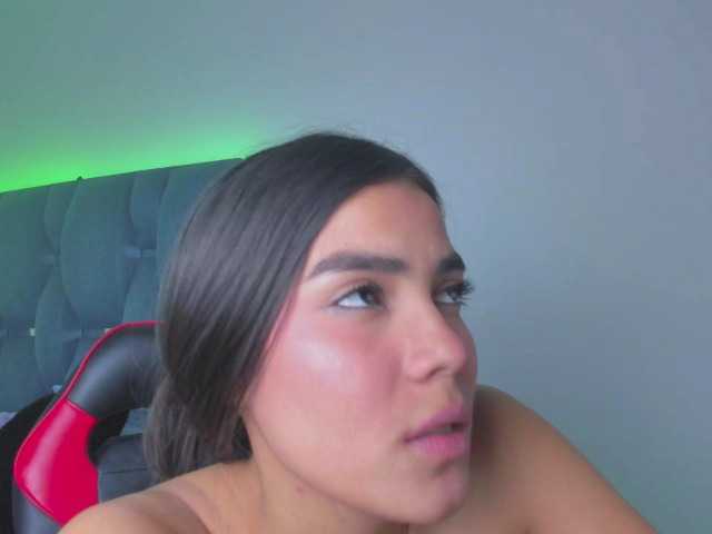 crazybaby-squirt's BongaCams show and profile