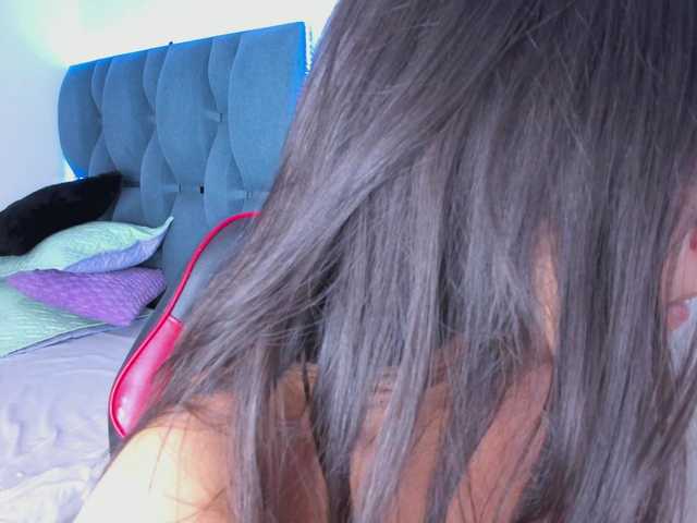 crazybaby-squirt's BongaCams show and profile