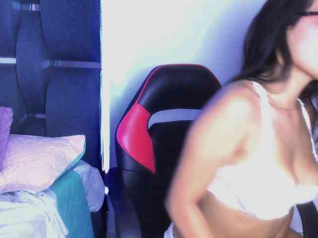 crazybaby-squirt webcam