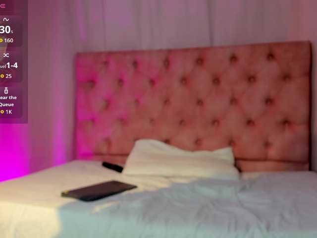 -Dasha's BongaCams show and profile