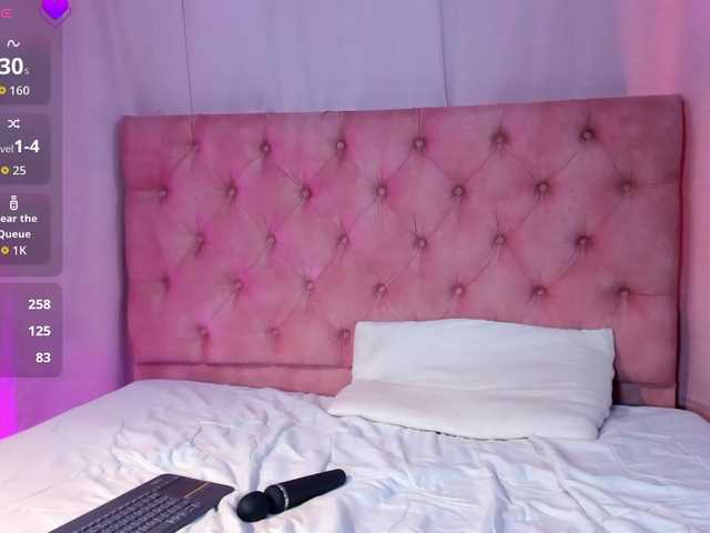 -Dasha's BongaCams show and profile