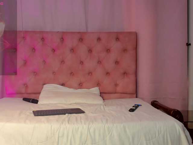 -Dasha's BongaCams show and profile