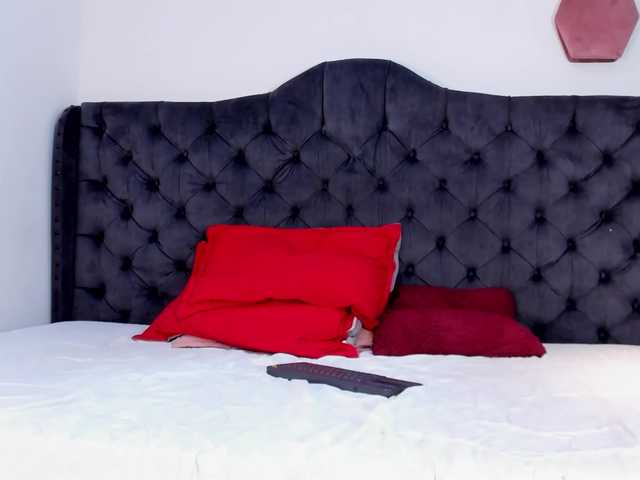 -Dasha's BongaCams show and profile