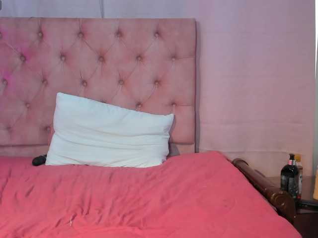 -Dasha's BongaCams show and profile