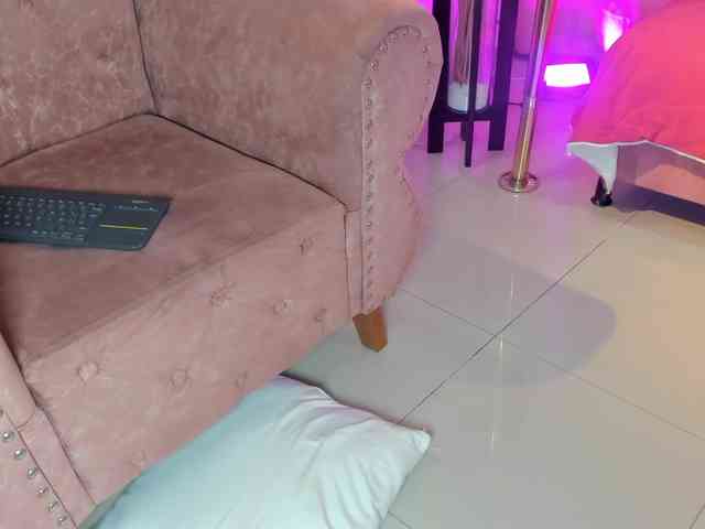 -Dasha Live Webcam on BongaCams