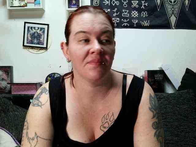 HeissesRotkaepchen webcam