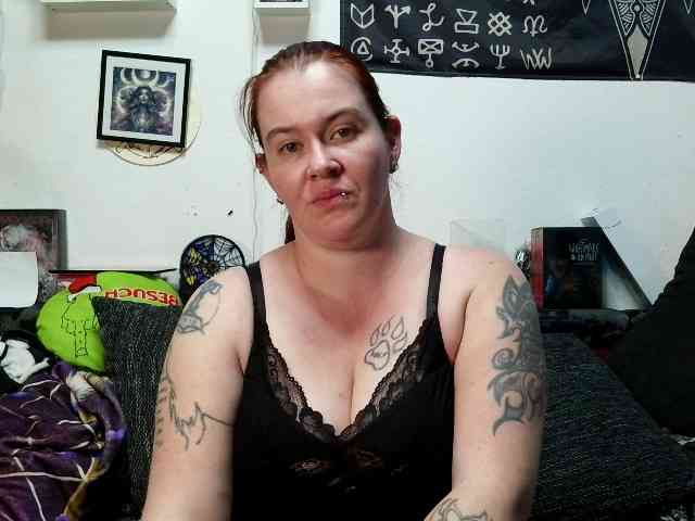 HeissesRotkaepchen webcam