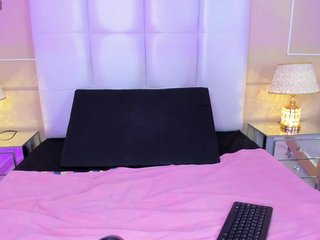 Emma-Houston Porn Show