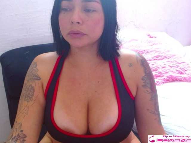 Vivianacruz Live Cam on BongaCams