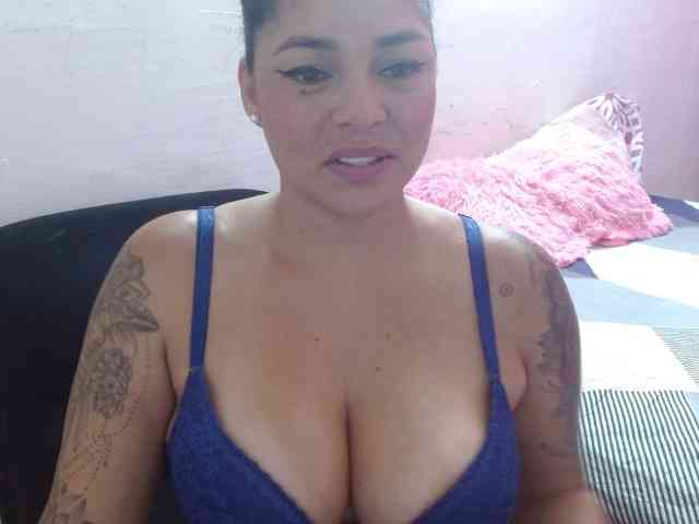Vivianacruz webcam