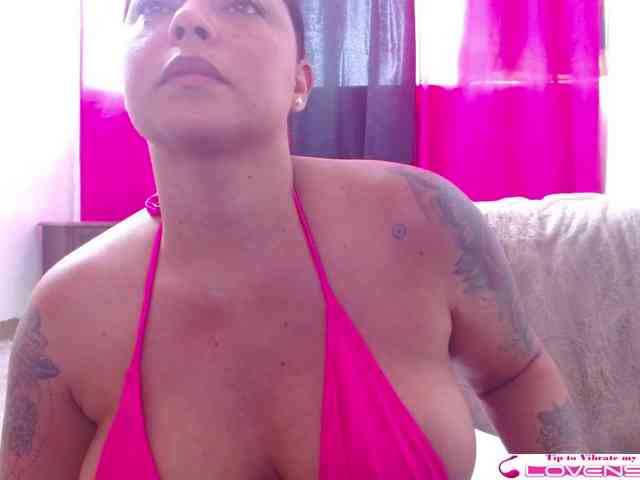 Vivianacruz webcam