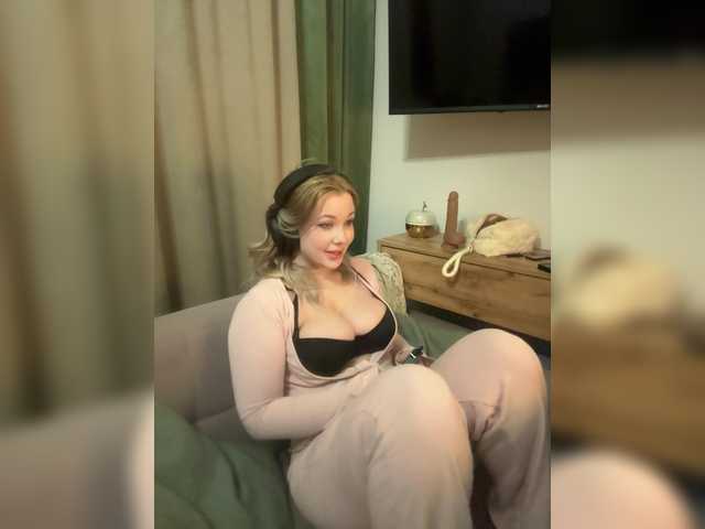 AngelSwams Live Cam on BongaCams