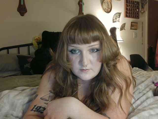 Playfulxcutie webcam