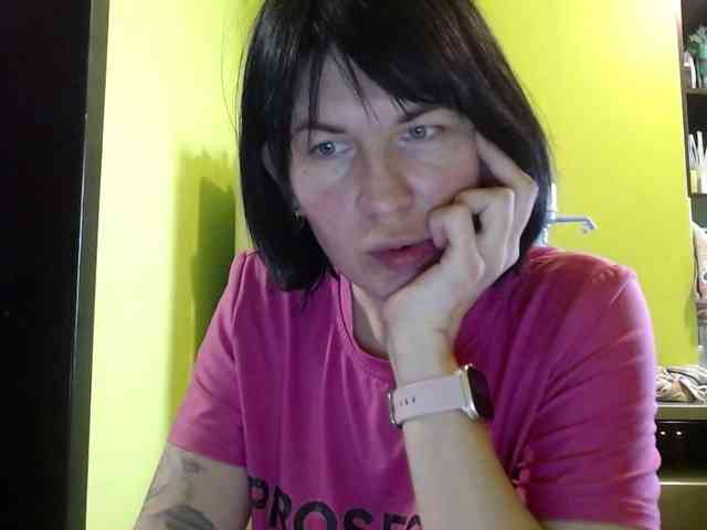 tattooed-girl Live Webcam on BongaCams