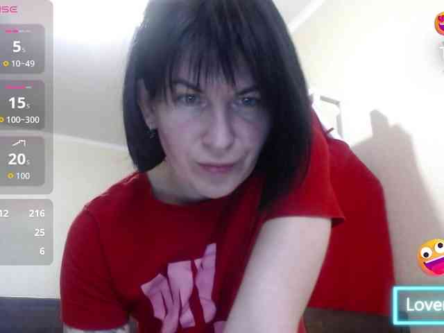 tattooed-girl tattooed-girl