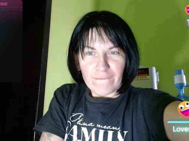 tattooed-girl tattooed-girl