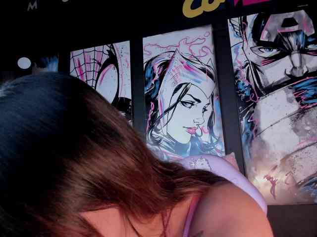 Kinky-Esmerald webcam