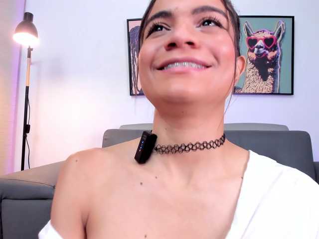 Ambar-Jay's BongaCams show and profile