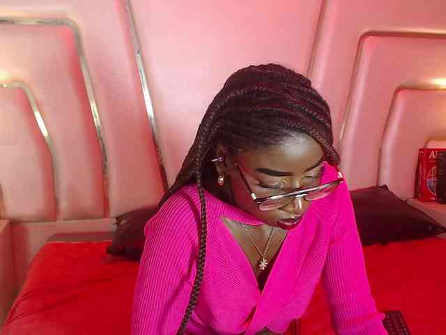 MelodyBlazze Live Webcam on BongaCams