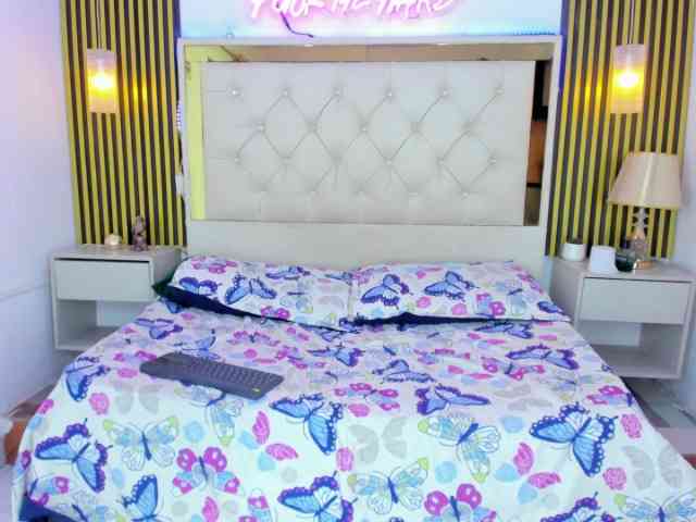 AxelMonroe AxelMonroe