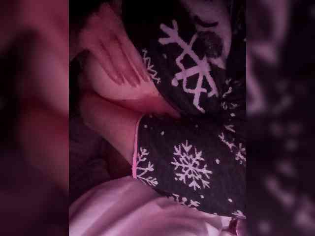 Hottiesophie777 webcam