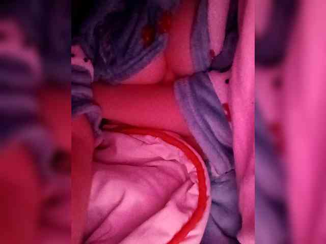 Hottiesophie777 webcam