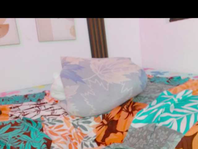 MissAriel's BongaCams show and profile