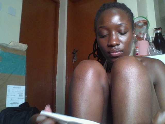 FlirtyZariah Live Cam on BongaCams