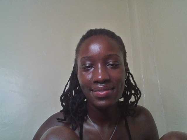 FlirtyZariah broadcasting live