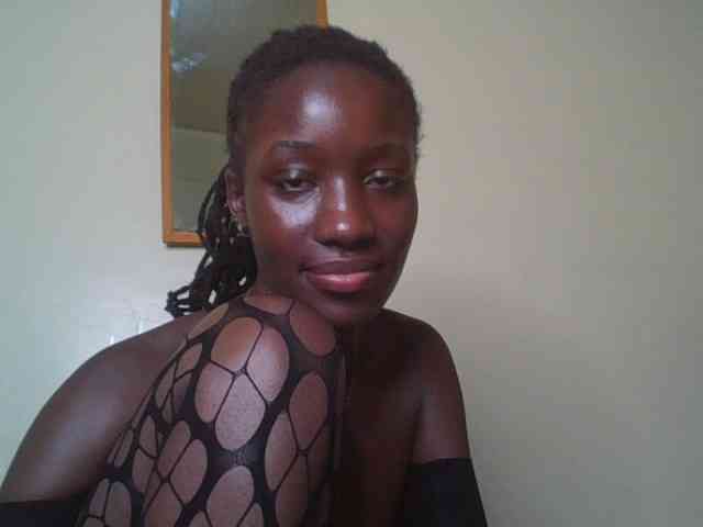 FlirtyZariah Live Webcam on BongaCams