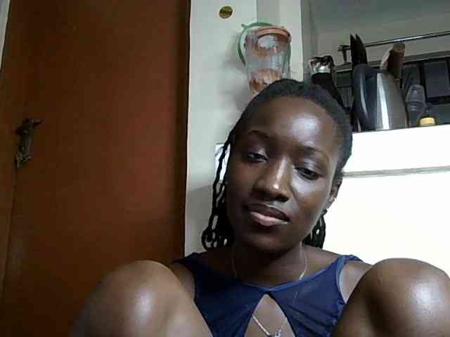 FlirtyZariah webcam