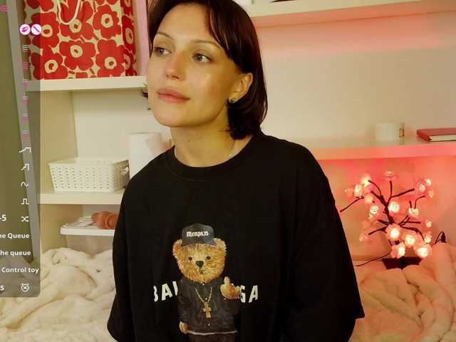 BadPrincessJenny's BongaCams show and profile