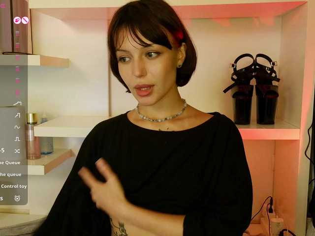 BadPrincessJenny's BongaCams show and profile